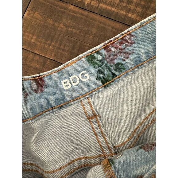 BDG Urban Outfitters Floral Denim High Rise Button Fly Jean Shorts - Picture 2 of 5